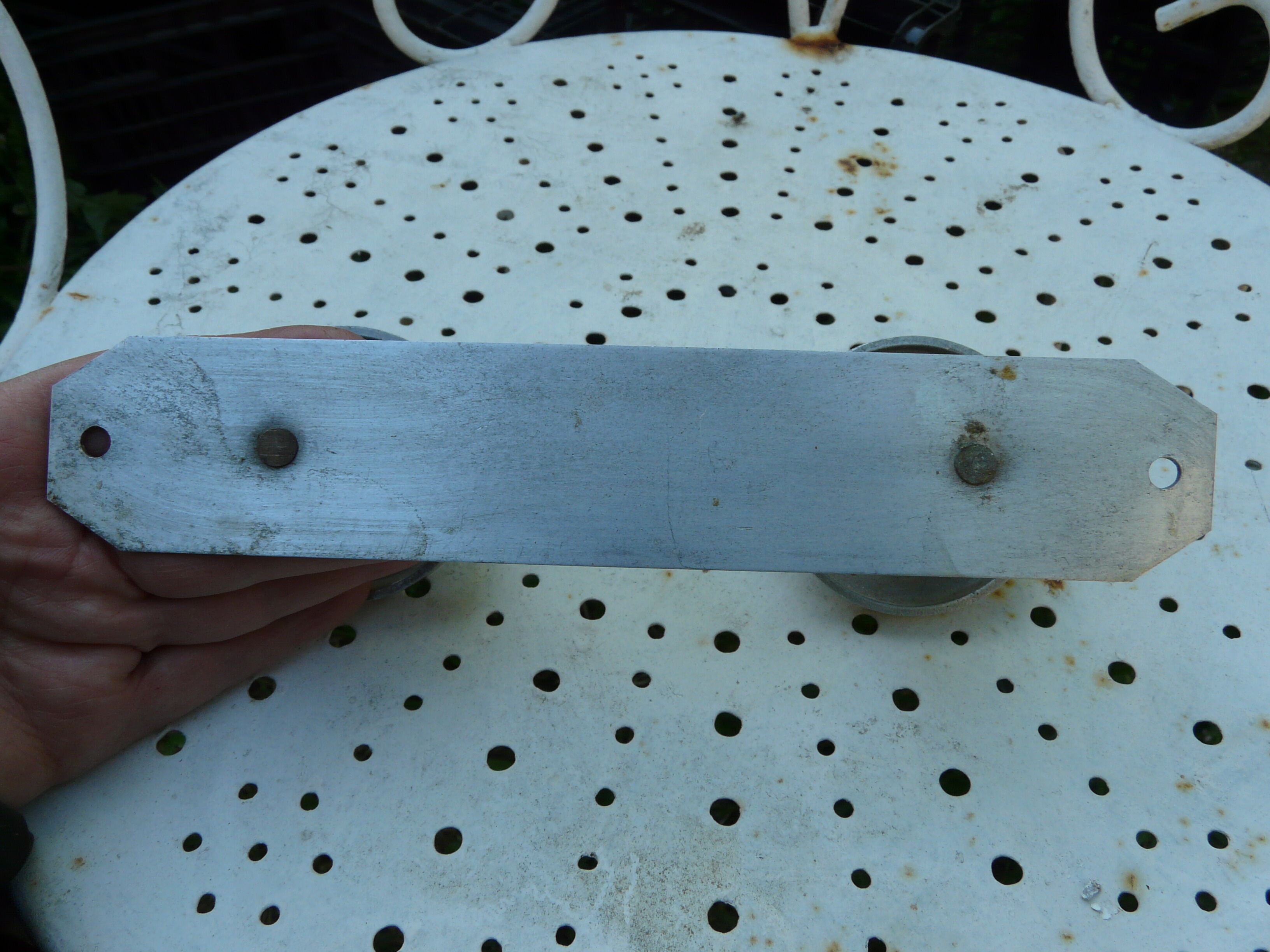 Wall coat rack metal 2 hooks