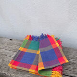 5 multicoloured checked napkins