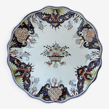 Earthenware plate with Rouen decoration