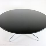 Round segemented table Charles Eames