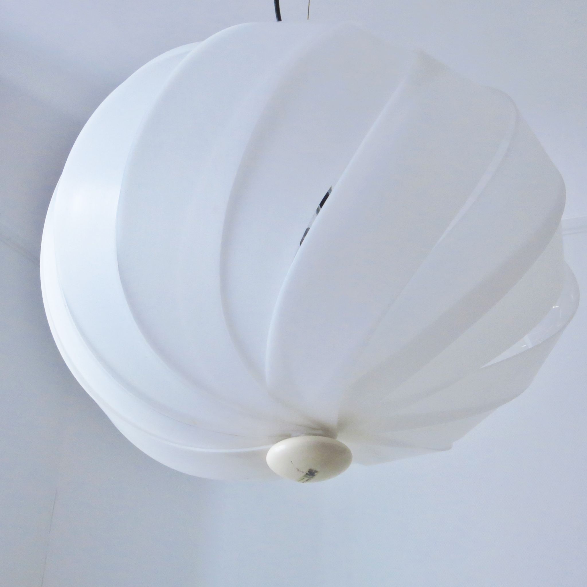 Suspension boule Alicante Guzzini 1967
