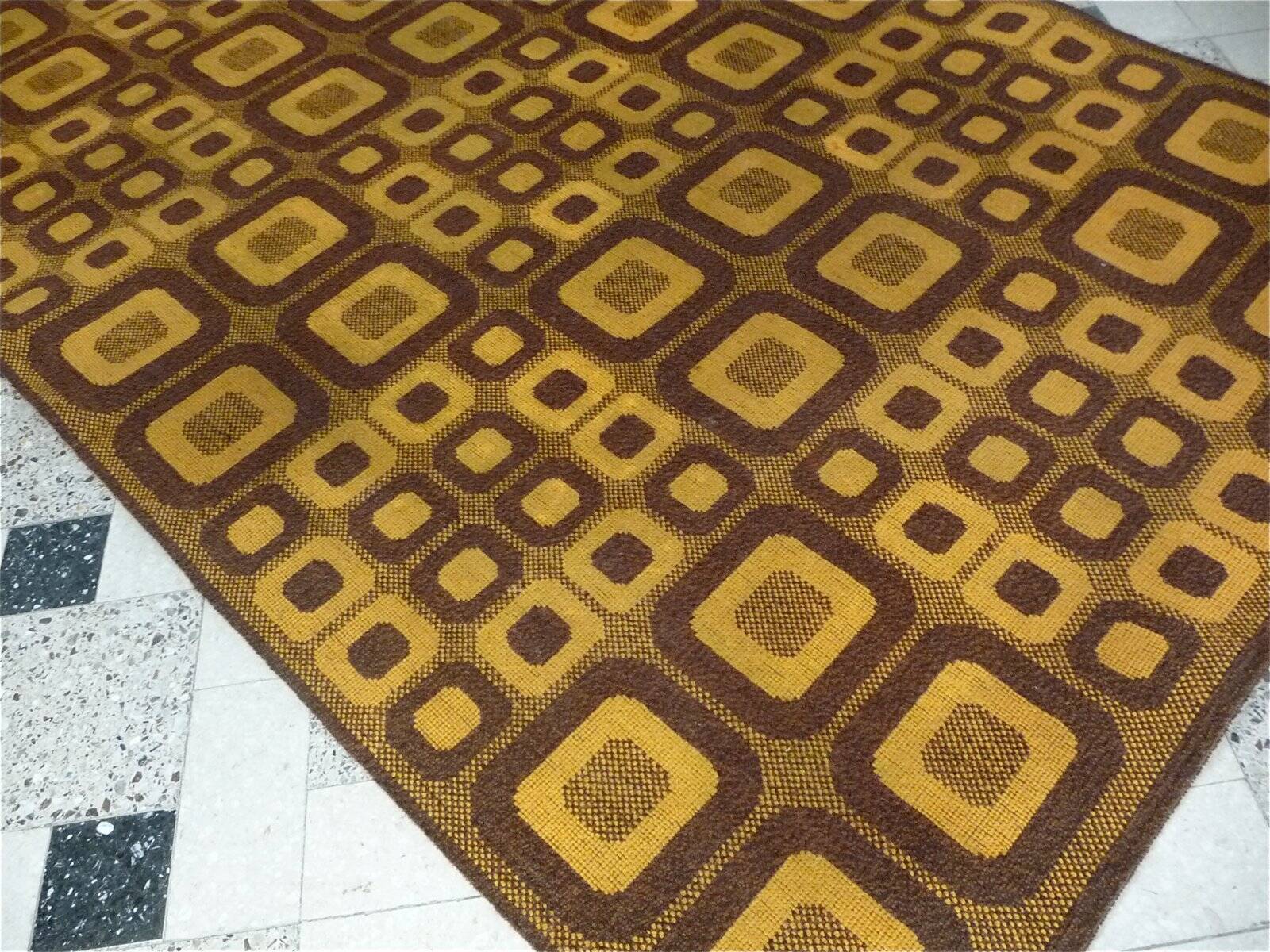Modernist op-art rug with abstract graphic pattern by Magura, Germany 1960s
