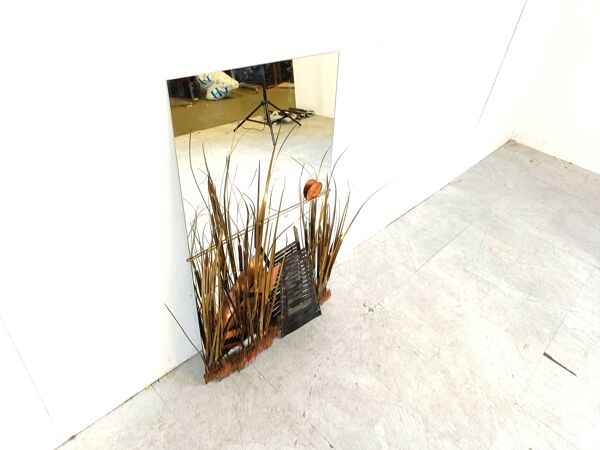 Miroir en cuivre sculpté par Daniel D'haeseleer, 1970