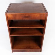 Table de chevet en teck de design danois des années 1960.