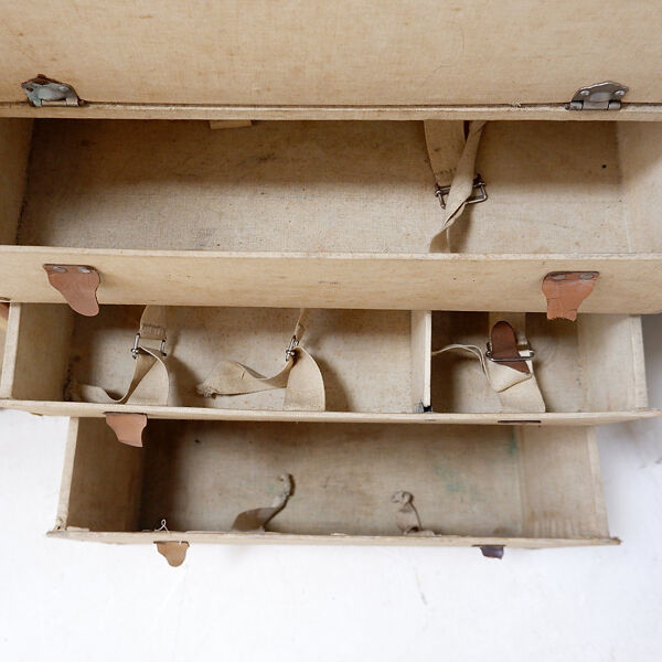 Malle armoire ancienne ''Malle de voyage'', vers 1930