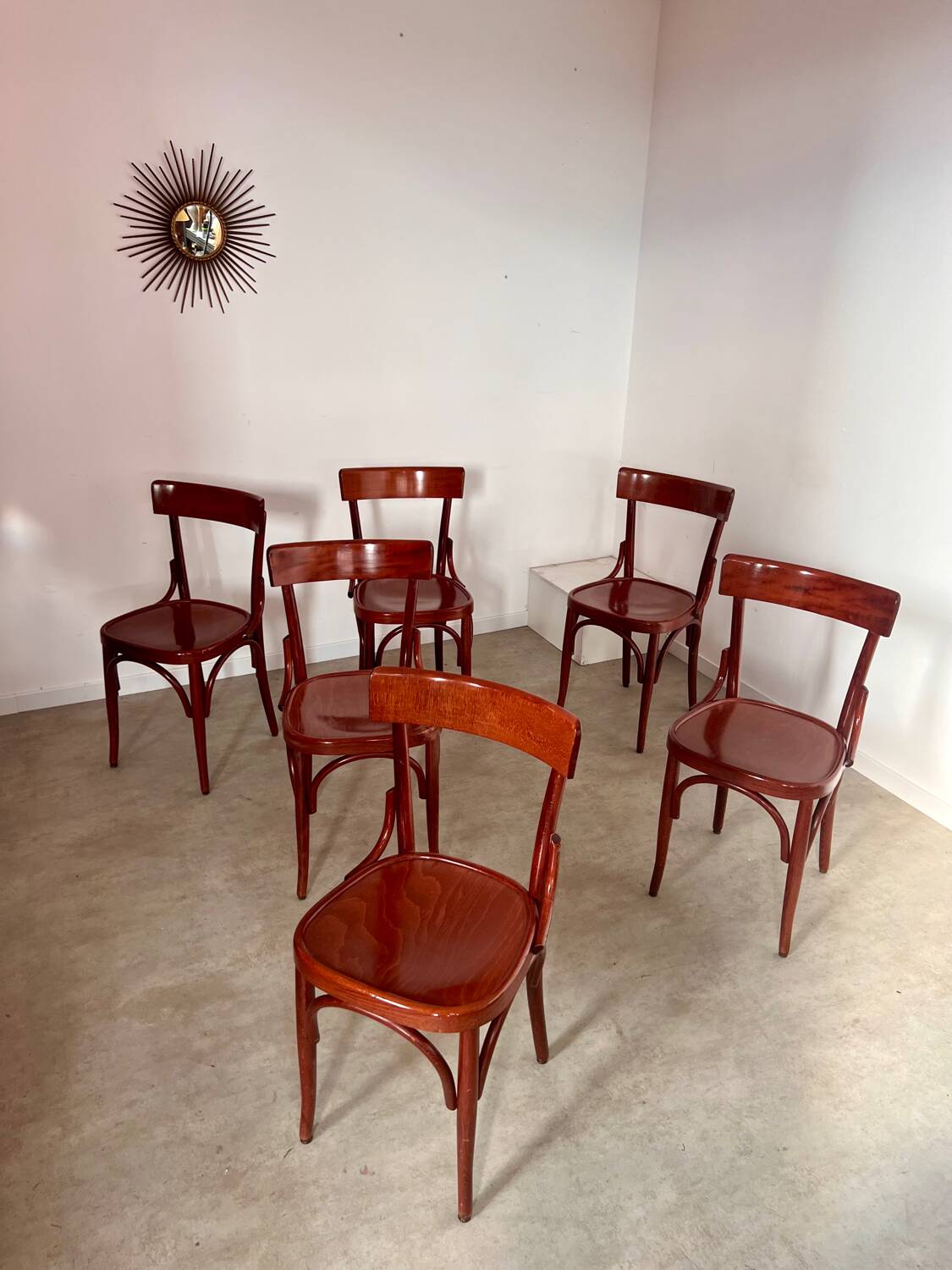 Set of 6 vintage 70s curved varnished wood bistro chairs