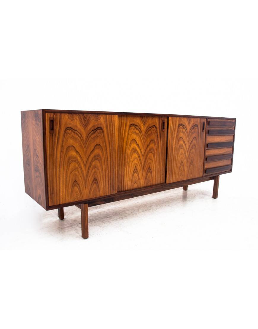 Rosewood sideboard, Denmark, 1960s After renovation.