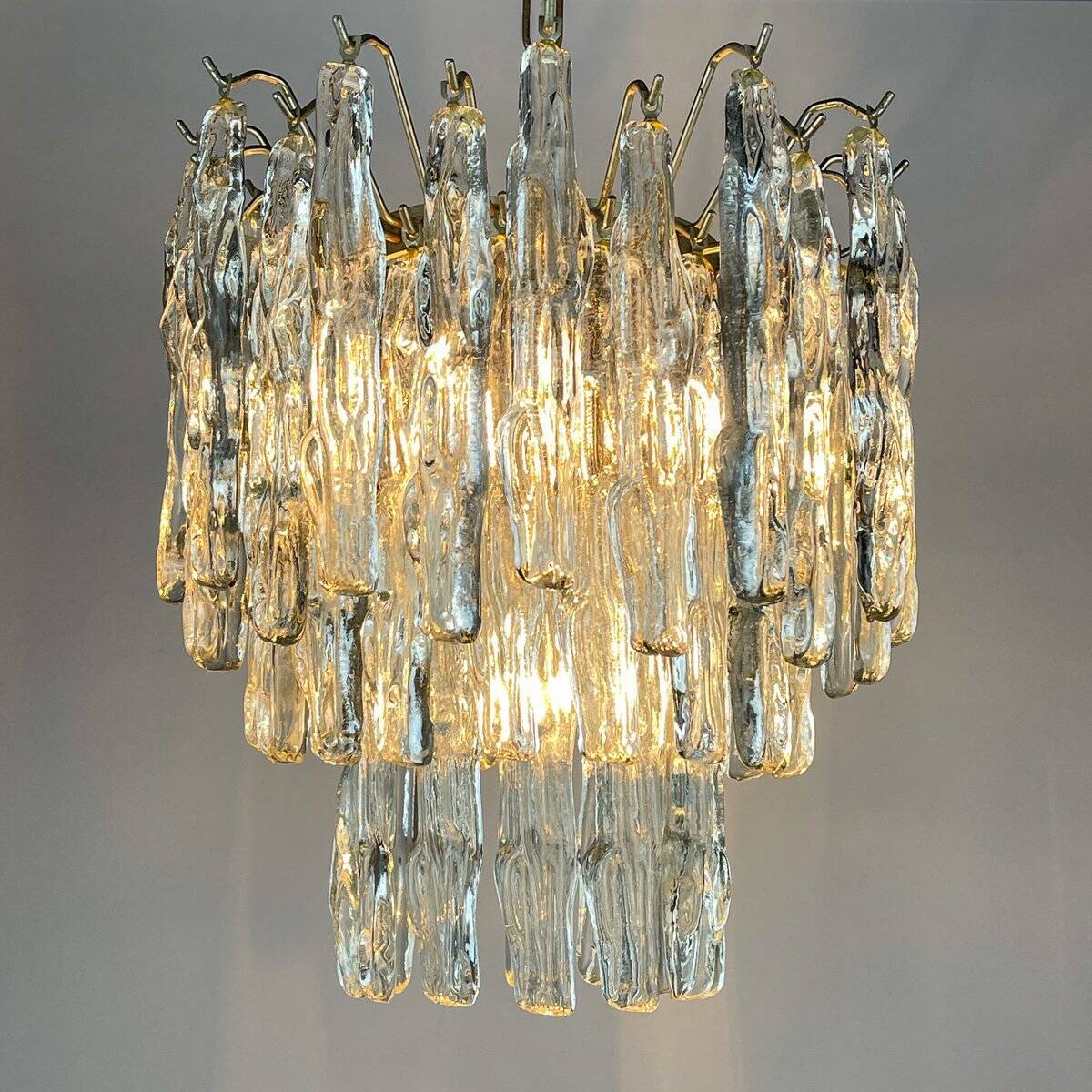 Murano glass chandelier attributed to J. Kalmar, Austria, 1960s.