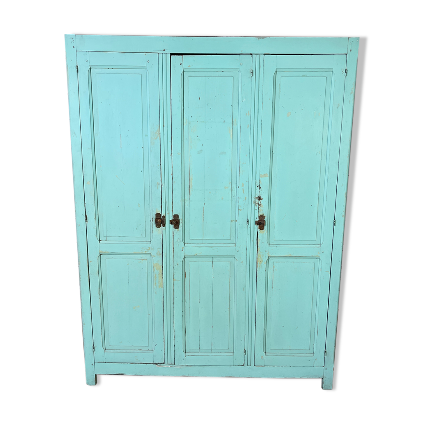 Wooden cloakroom 3 doors
