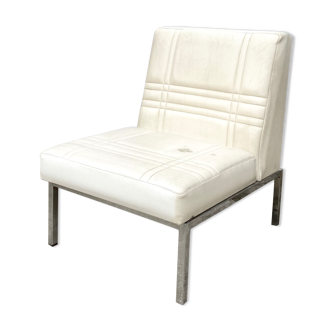 1970 - retro armchair in imitation leather skaï ivory white and chrome metal structure