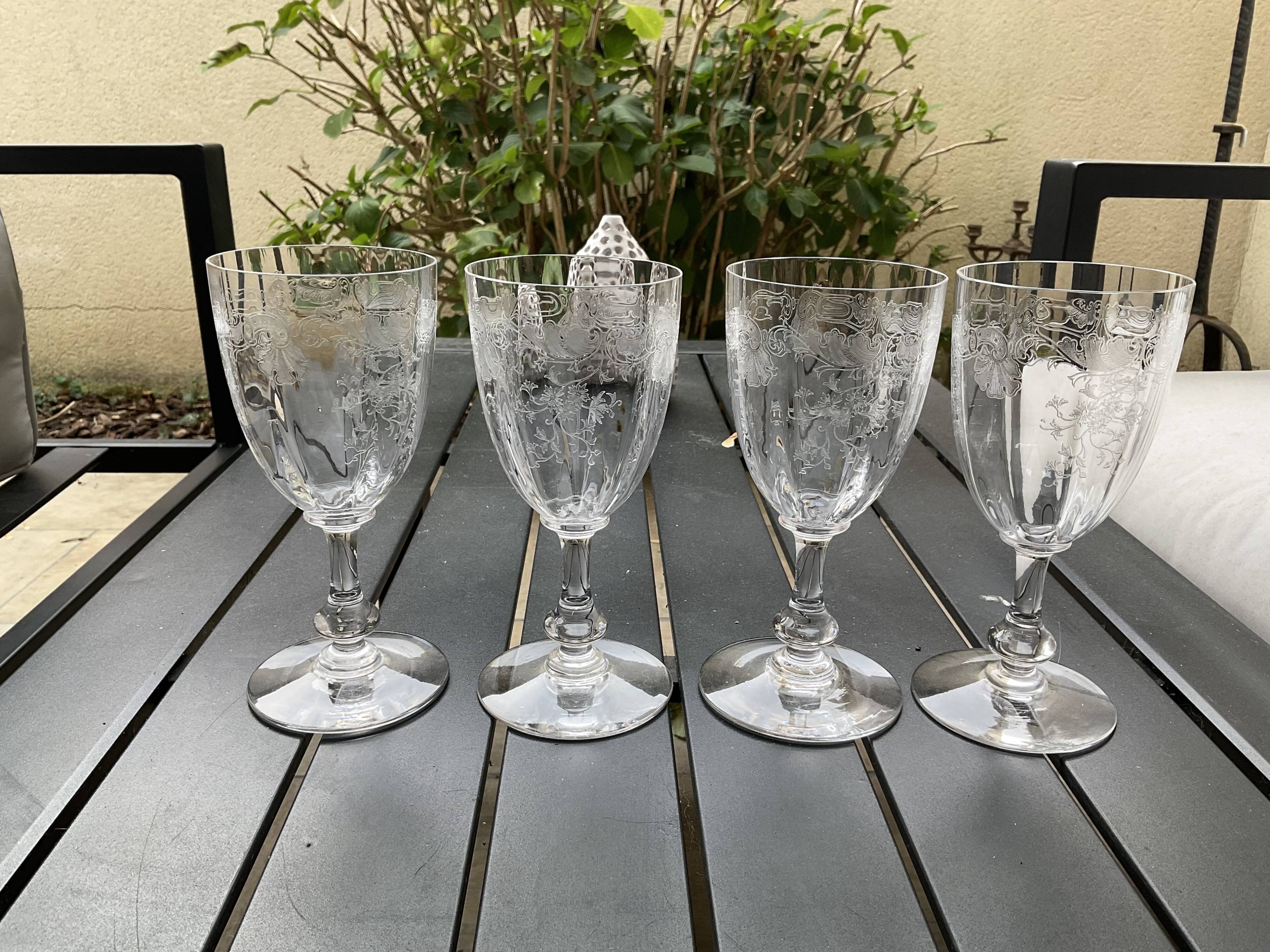 4 Saint Louis water glasses. Venetian ribbed massenet model