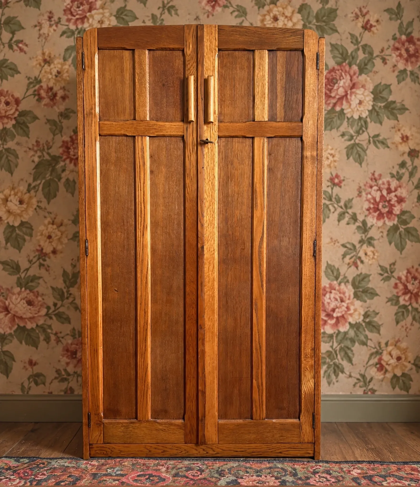 Small English oak wardrobe from the early 20th century with unusual proportions, a rarity.