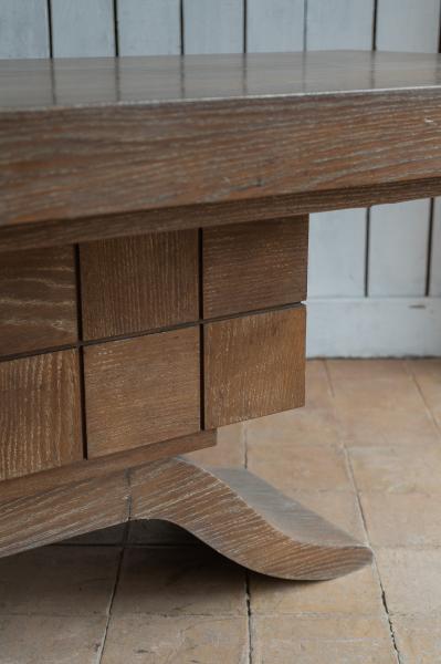 Console attribuée à Tomaso Buzzi. Années 60. Italie. Chêne. 240x84x74 cm