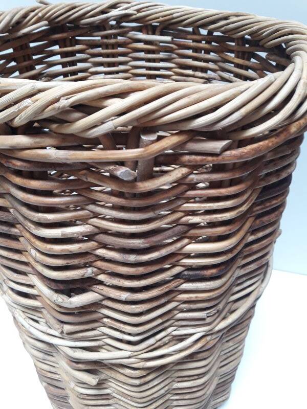 High basket 55cm round rattan old