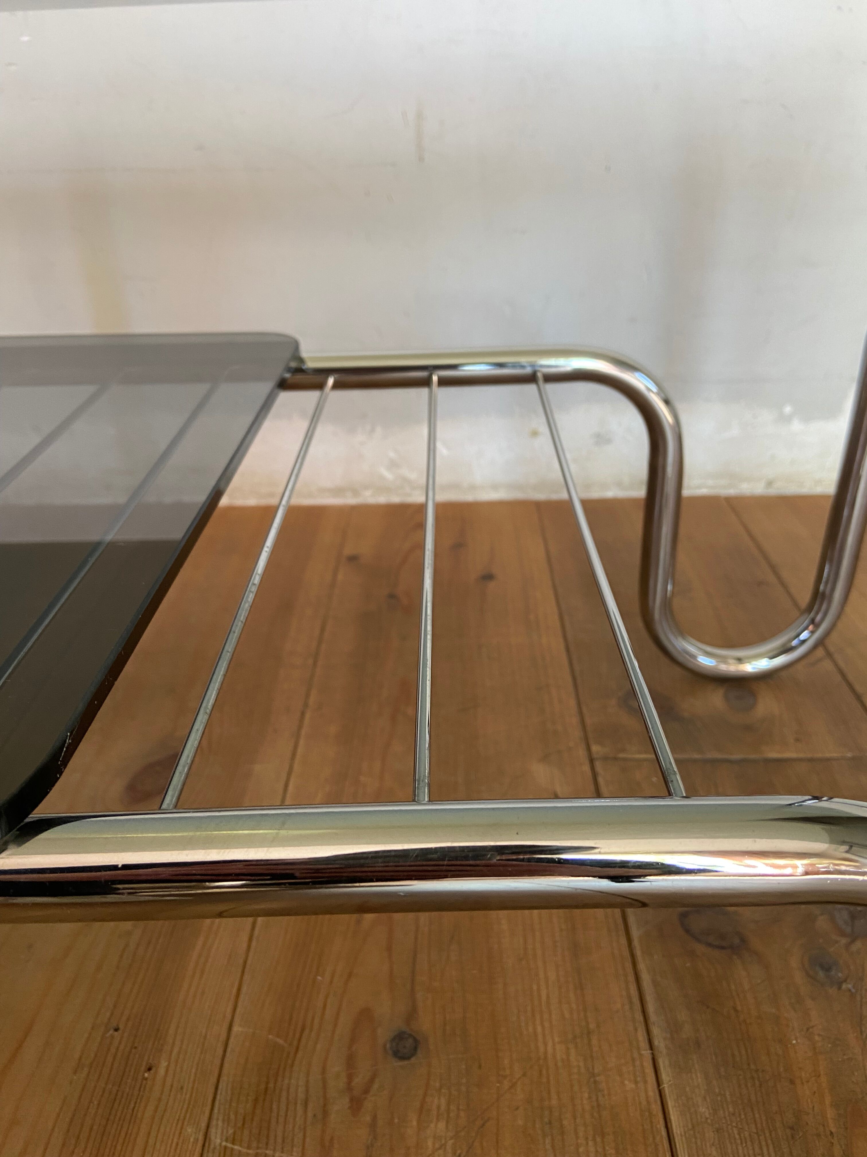 Design coffee table in chrome and smoked glass 60s-70s
