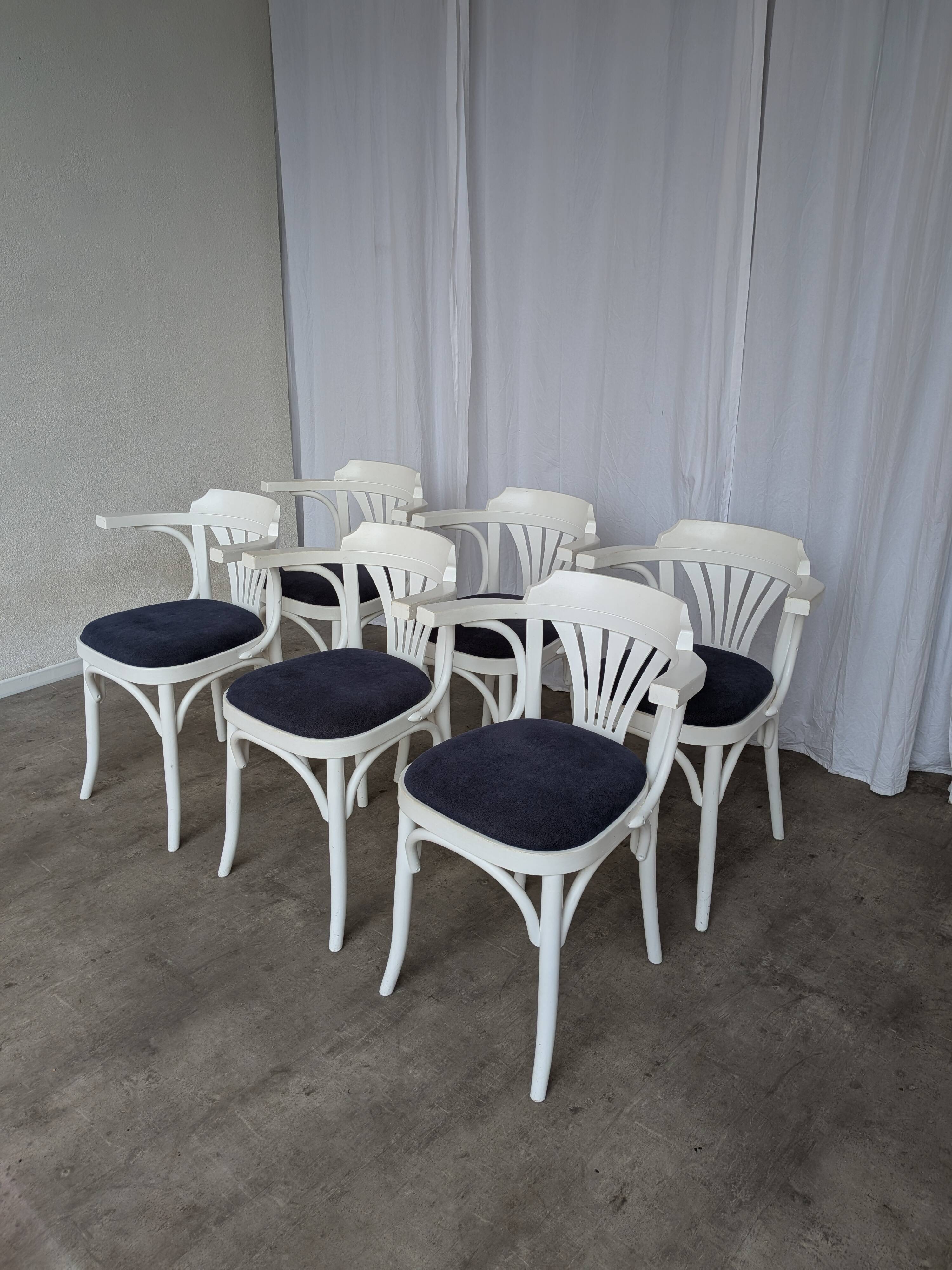 Ensemble de 6 chaises de salle à manger vintage en bois courbé blanc / fauteuil de style Thonet des années 1970