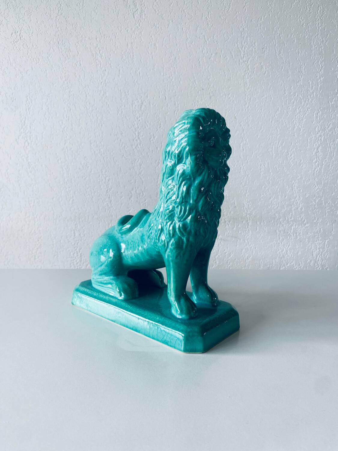 Ceramic lion sculpture