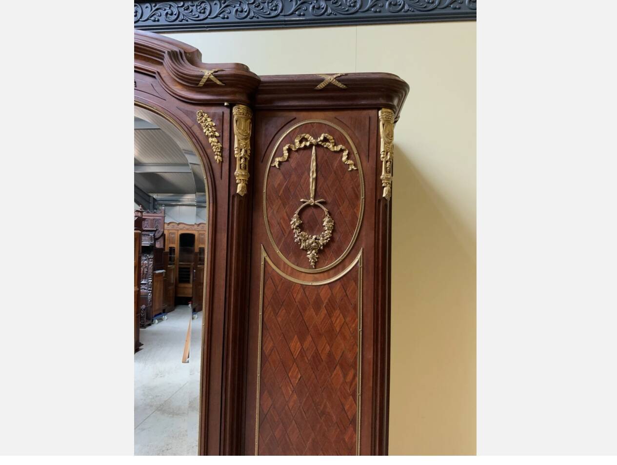 Antique Art Nouveau wardrobe, linen. - fire-gilded bronze