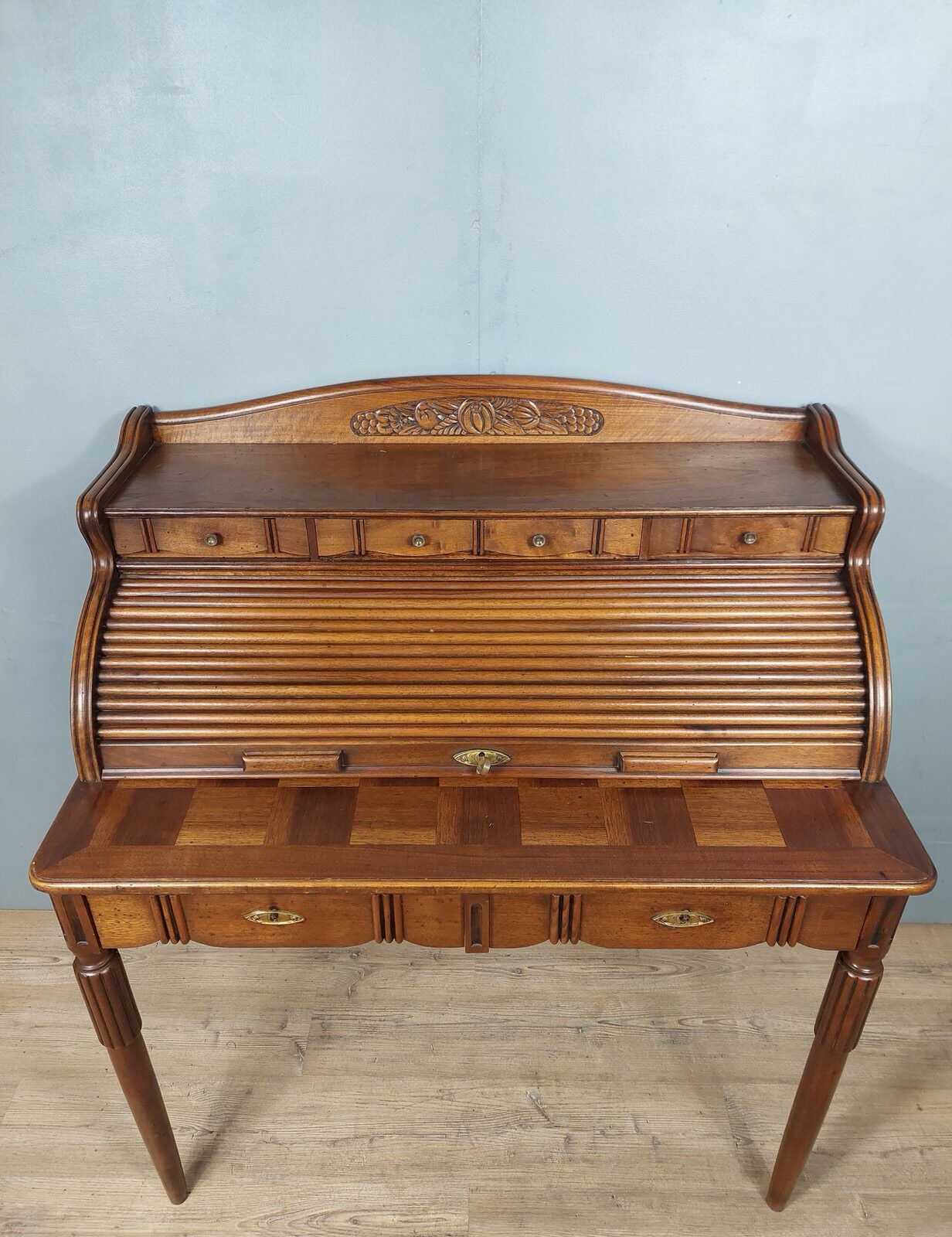 Art deco cylinder lady desk