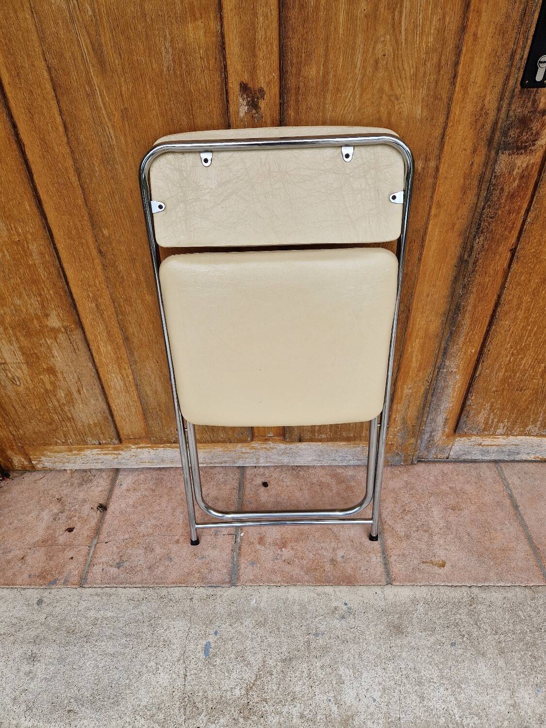 Folding chair