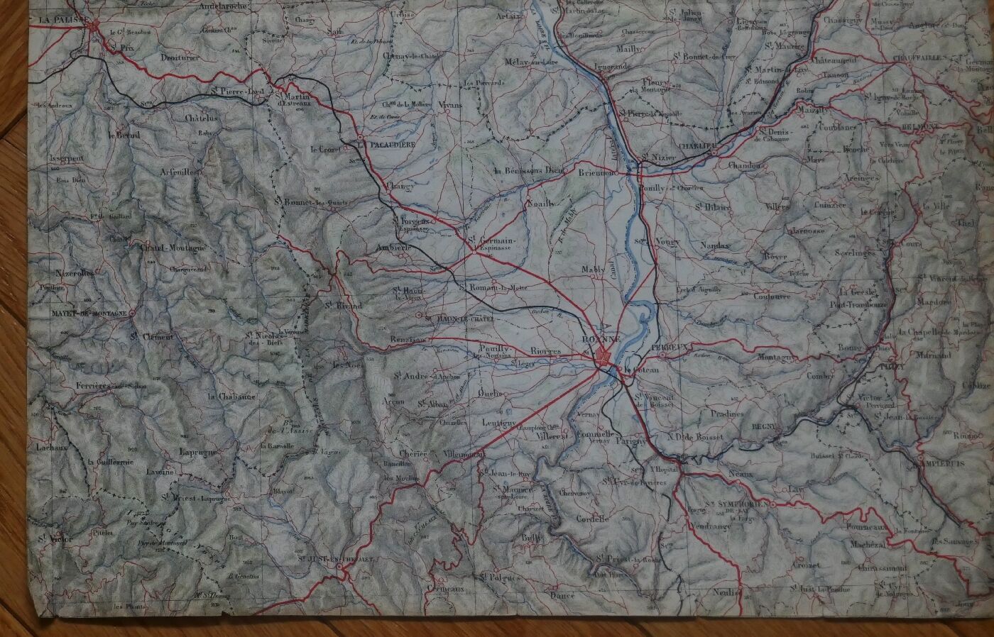 Old map of the Roanne Digoin La Palisse region