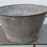 Large zinc basin
