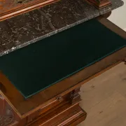 Cabinet de dentiste historique élaboré dans le style néo-renaissance