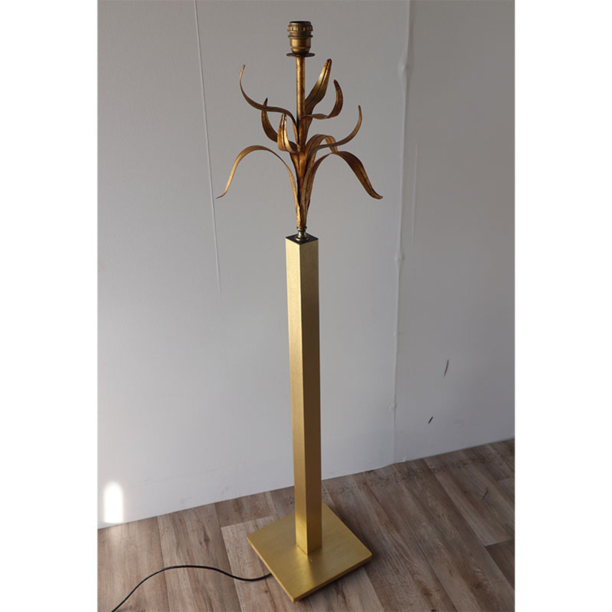 Vintage floor lamp in gold metal 1970