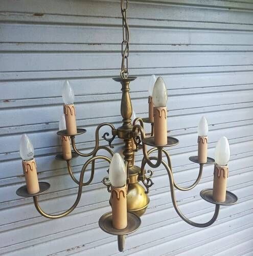 Important 9-light chandelier in Dutch style with 2 levels in brass - in working condition.