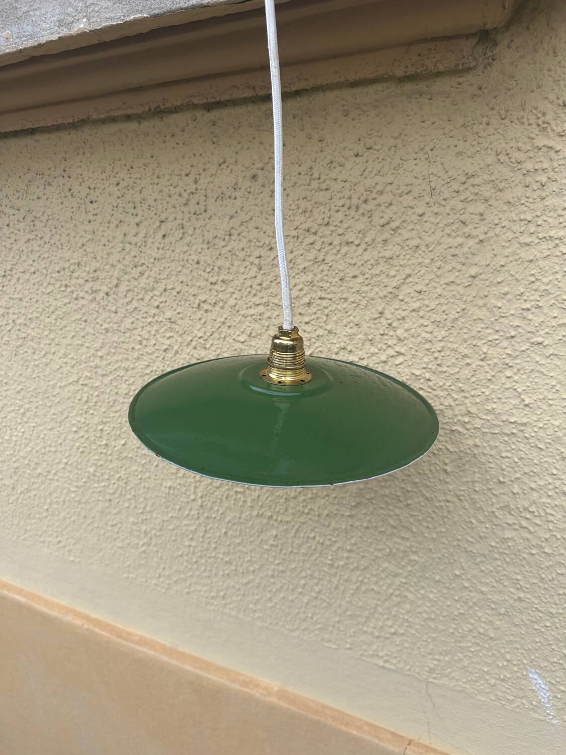 Vintage pendant light with green and white enamelled sheet metal lampshade and LED electricity