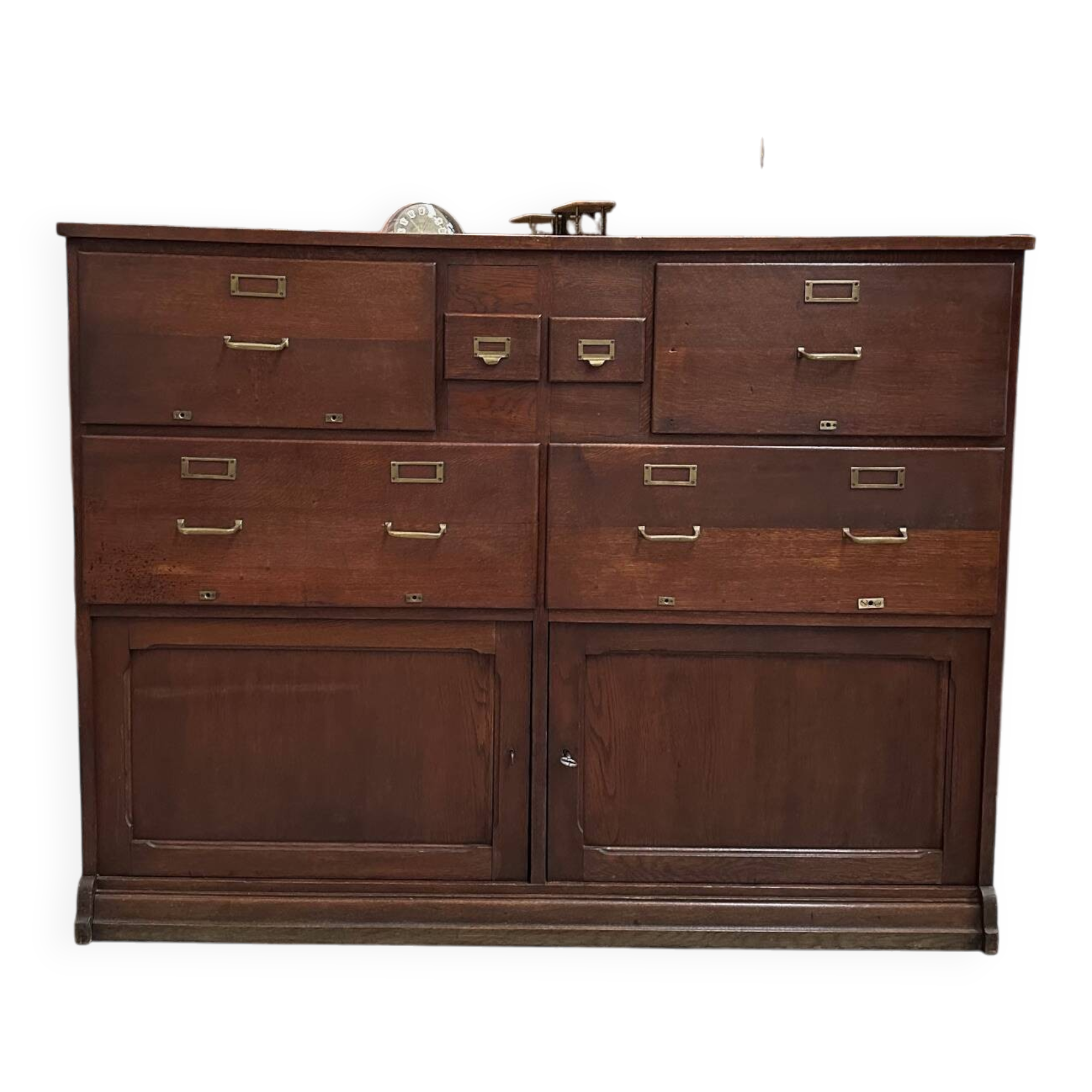 Oak workshop furniture