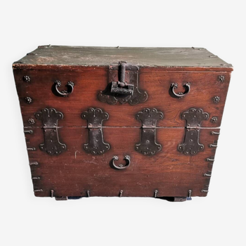 Asian chestnut travel trunk