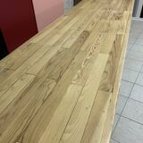Grande table à manger de 4 mètres de long