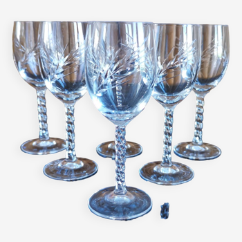Lot de 6 verres à vin blanc en cristal taillé motif épis