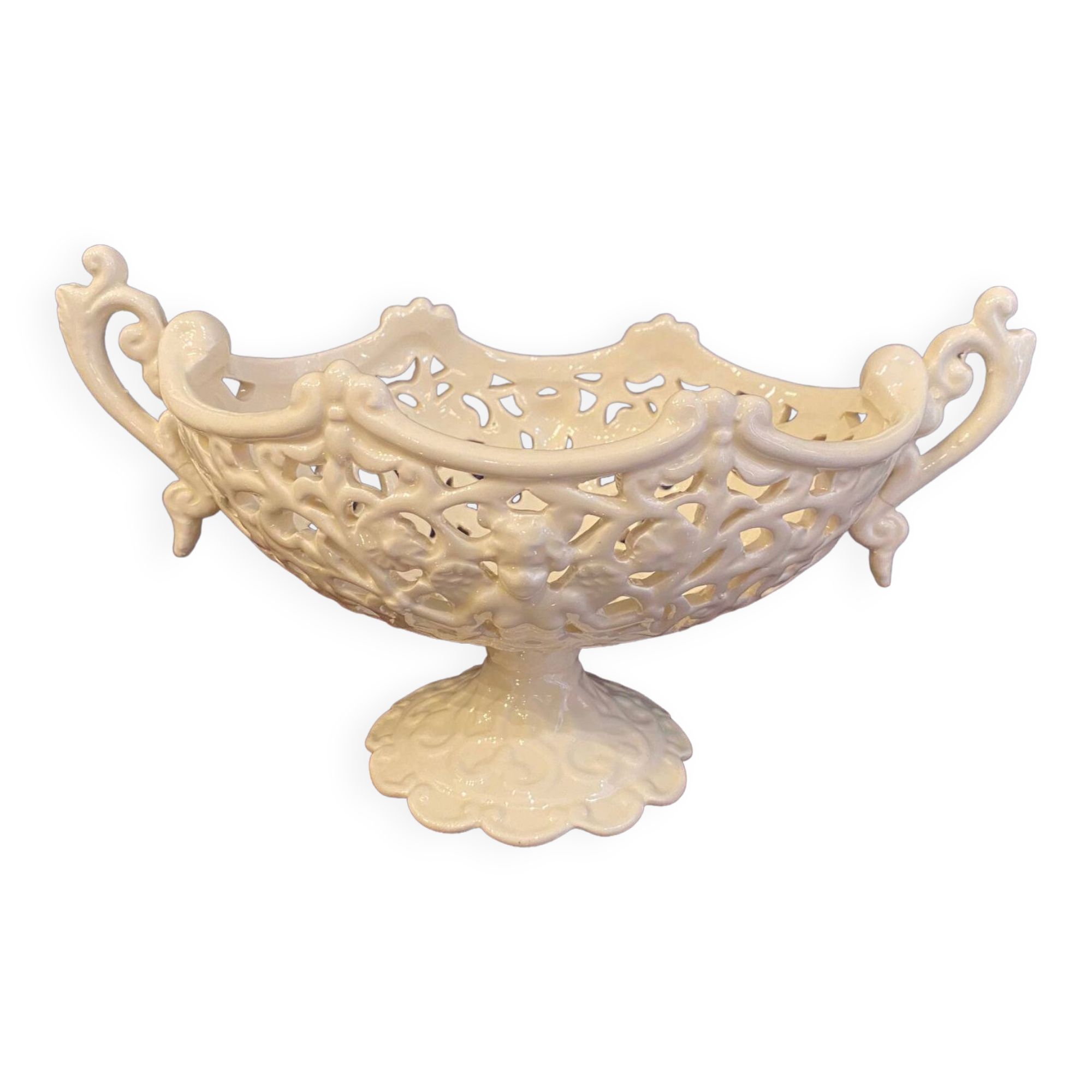 Ear cup in openwood earthenware italian style white lace model