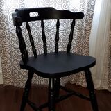 Black saloon chair