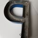 Ancienne lettre en p zinc bleu