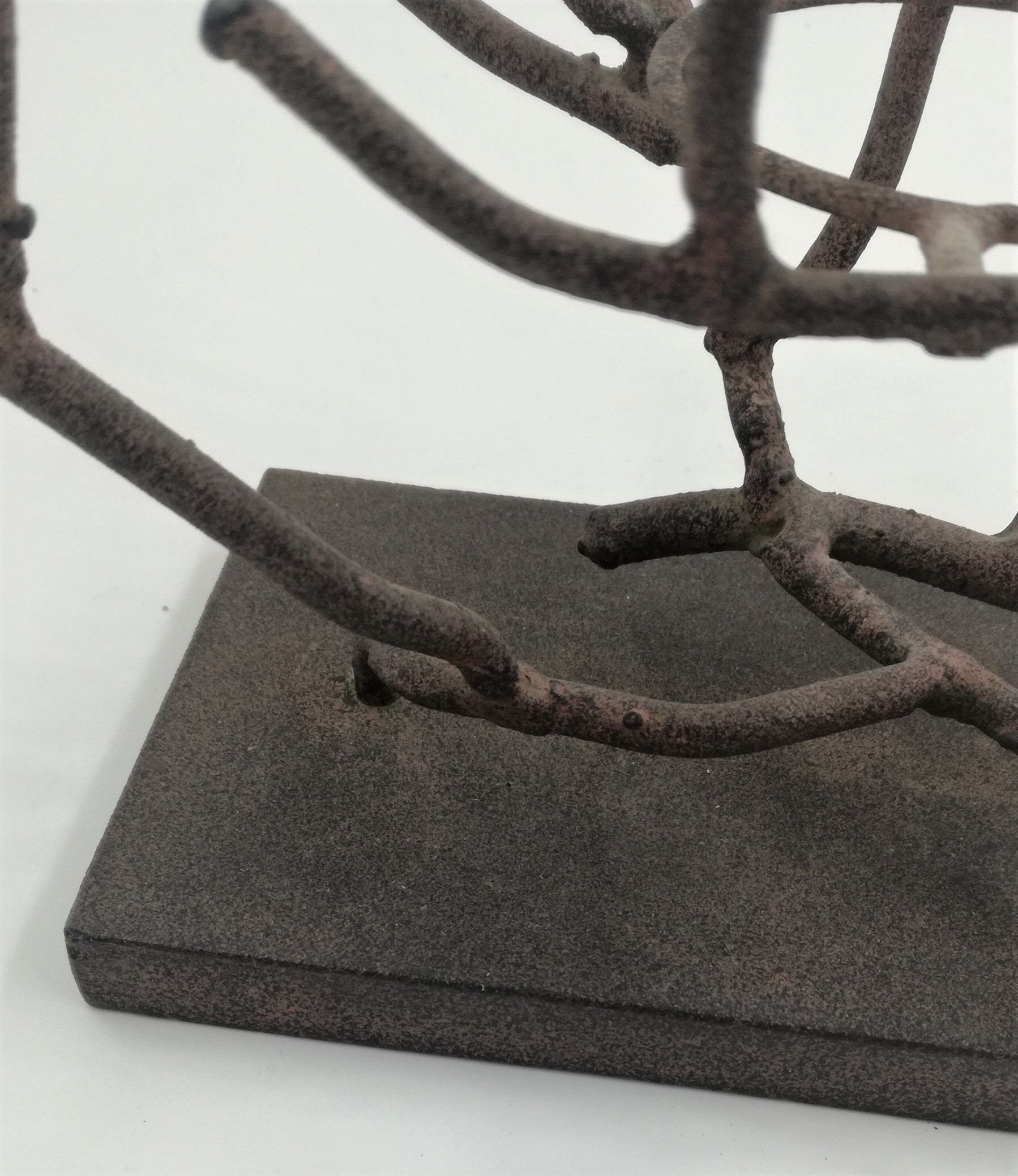 Coral-shaped metal candlestick