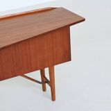 Peter Løvig Nielsen boomerang writing desk in teak Løvig Denmark 1960