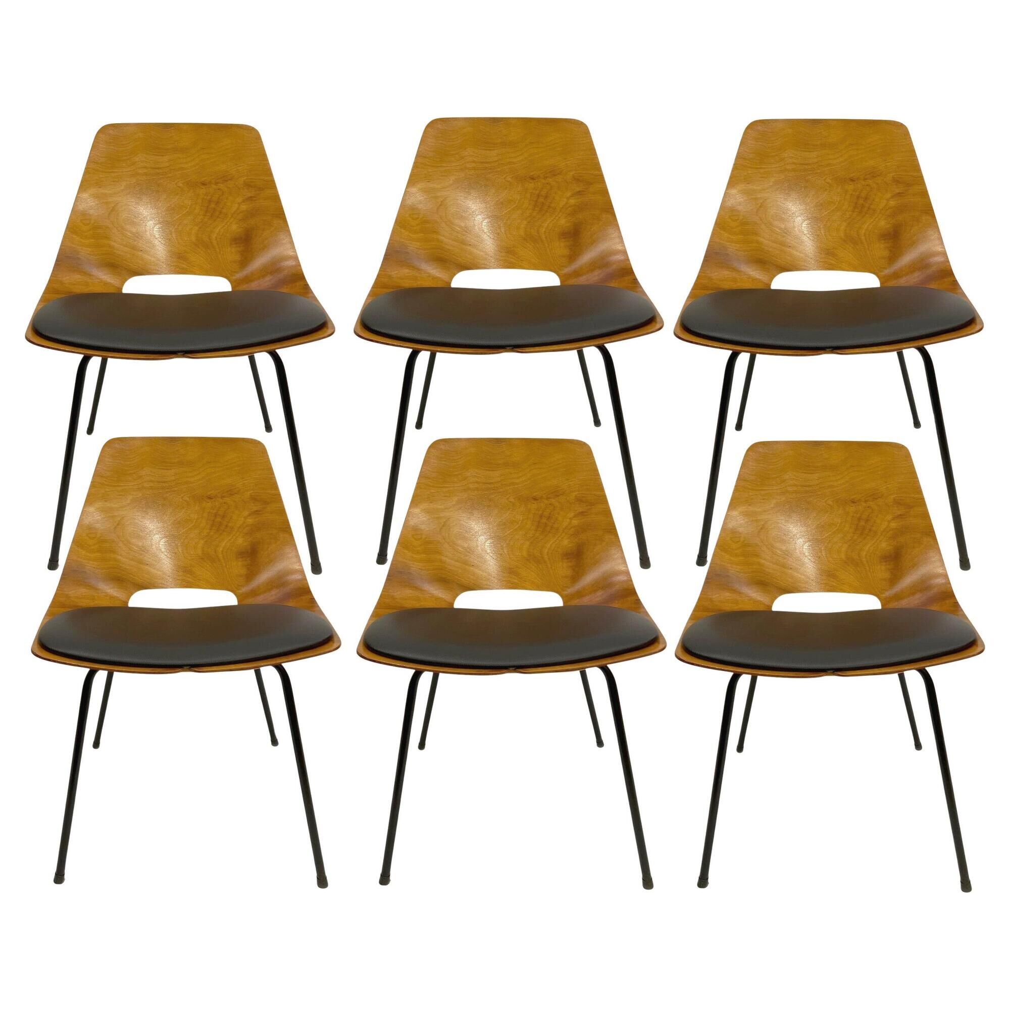 Set of six "Tonneau" chairs by Pierre Guariche, manufactured by Steiner in the 1950s.