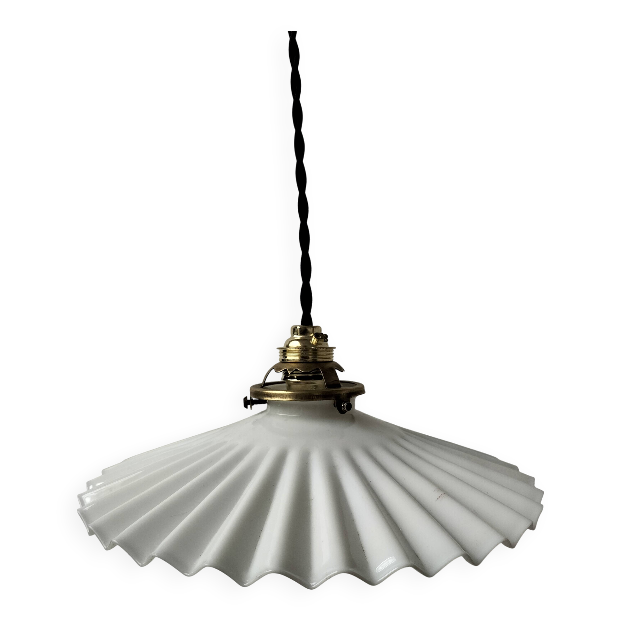 Opaline suspension with ceiling light