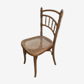 Chaise bistrot ancienne