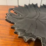 Plat forme feuille noir
