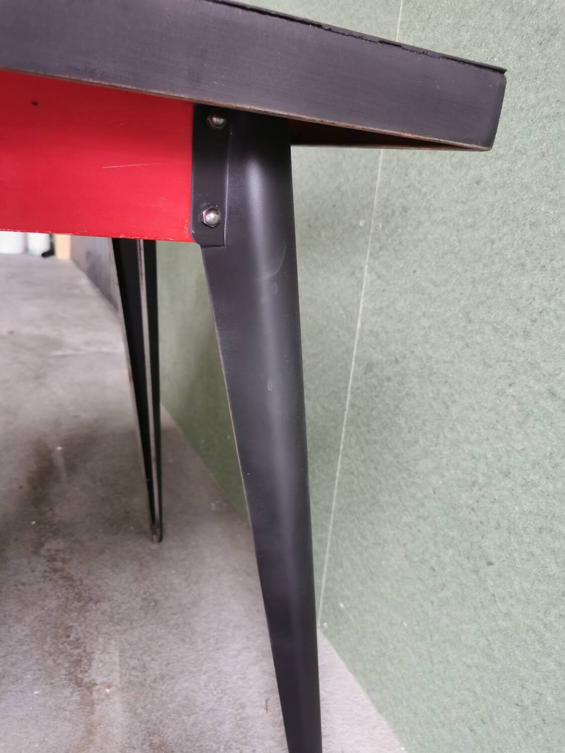 Tolix table T55 Xavier Pauchard
