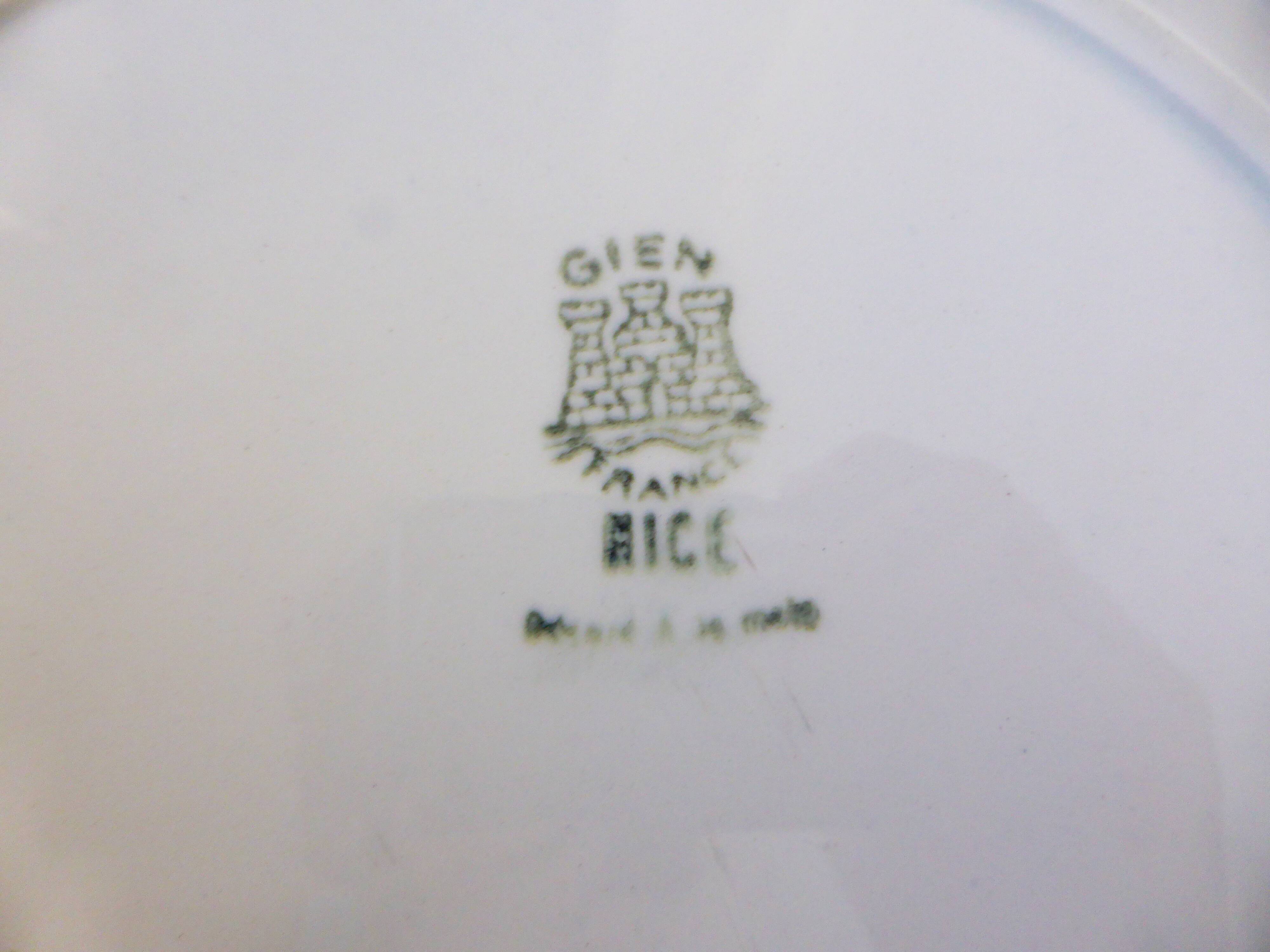 Vintage round hollow dish from the Gien factory, Nice model 2106109