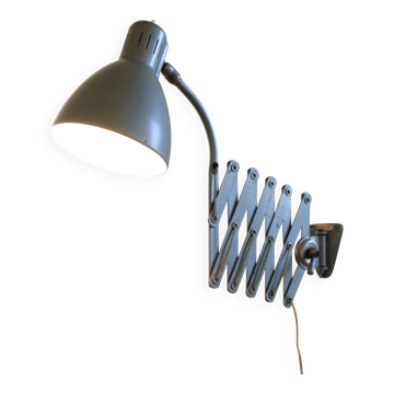 Vintage design scissors lamp