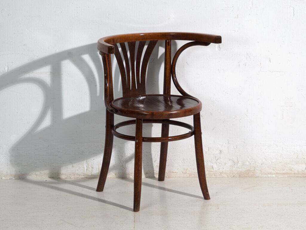 Pair of antique bentwood chairs in Thonet style – Central Europe, circa 1905