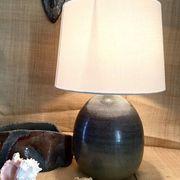 Pied de lampe en céramique et câble en tissu tressé
