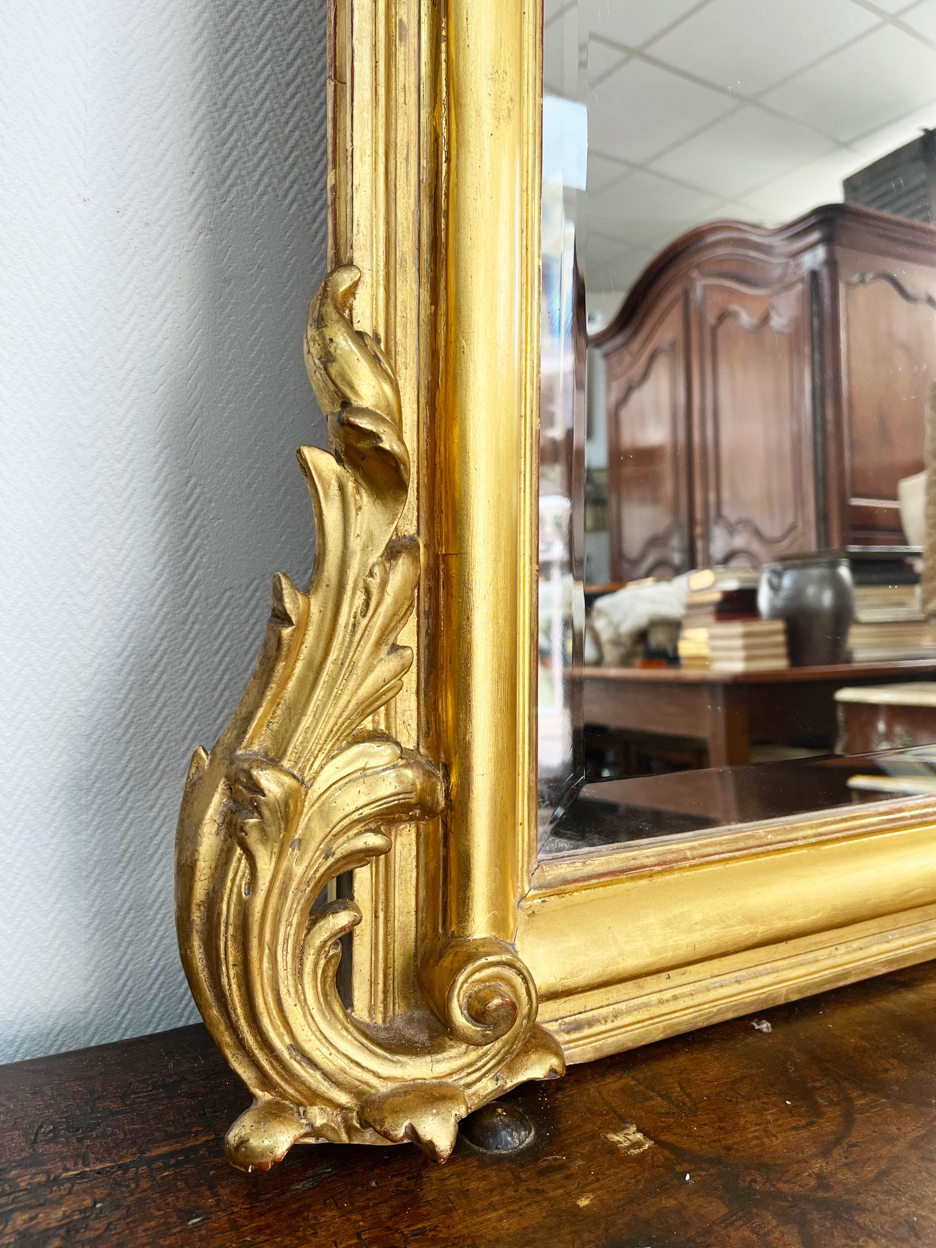 Large gilt mirror from the 19th century in the LOUIS XV style