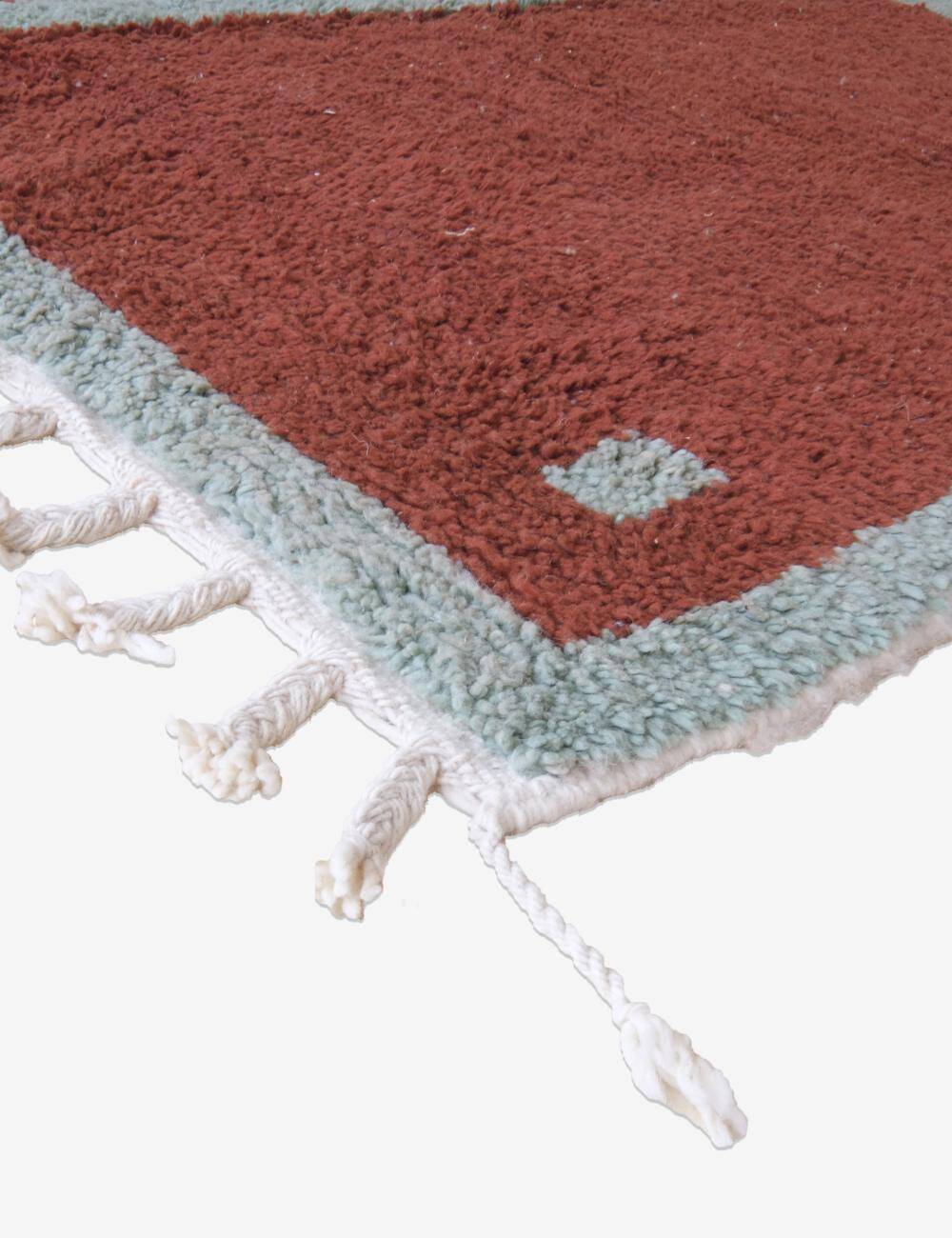 Modern Brick Red Rug - 296 x 212 cm